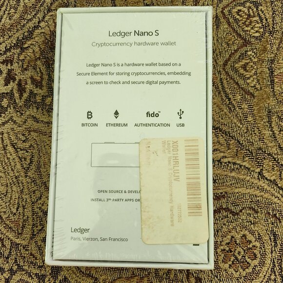 NIB - Ledger Nano S Crypto Black Wallet Brand New and Factory Sealed - Picture 2 of 7